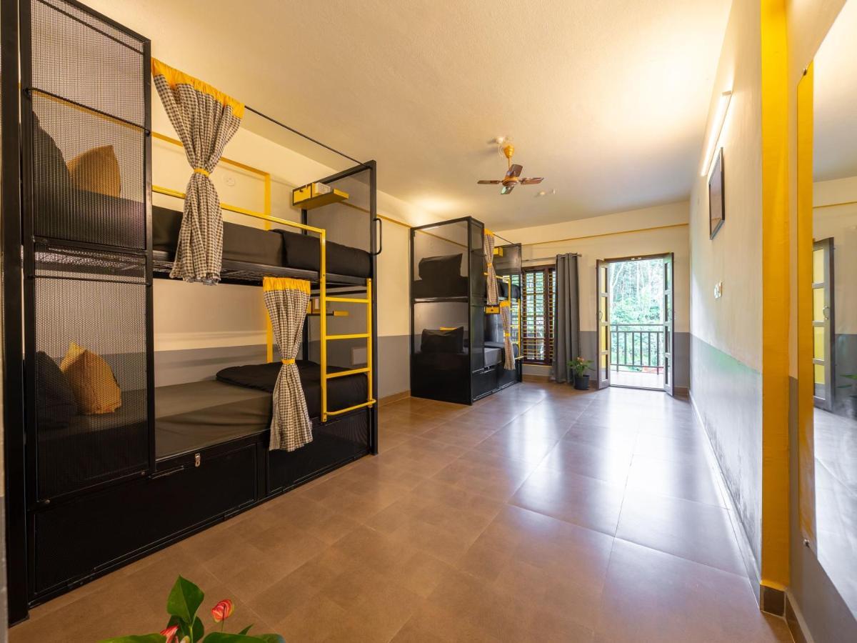 The Hosteller Coorg Rainforest, Мадикери Экстерьер фото
